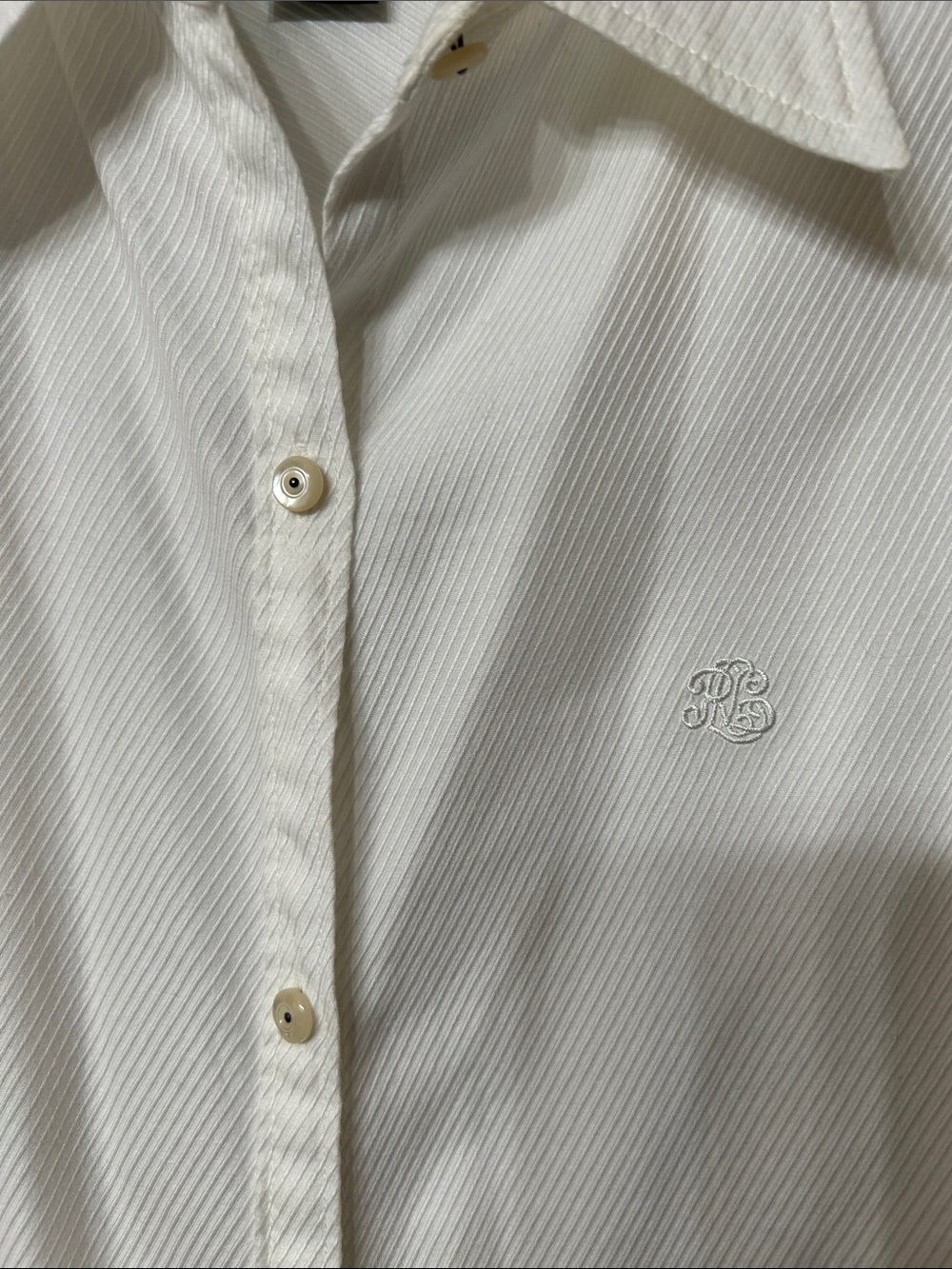 Lauren Ralph Lauren Women’s Ivory Textured Dress Shirt - Picture 3 of 4